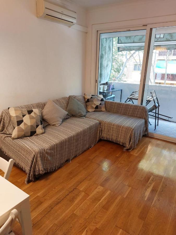 Apartamento Tranquilo Cerca De La Sagrada Familia Barcelona Exterior photo