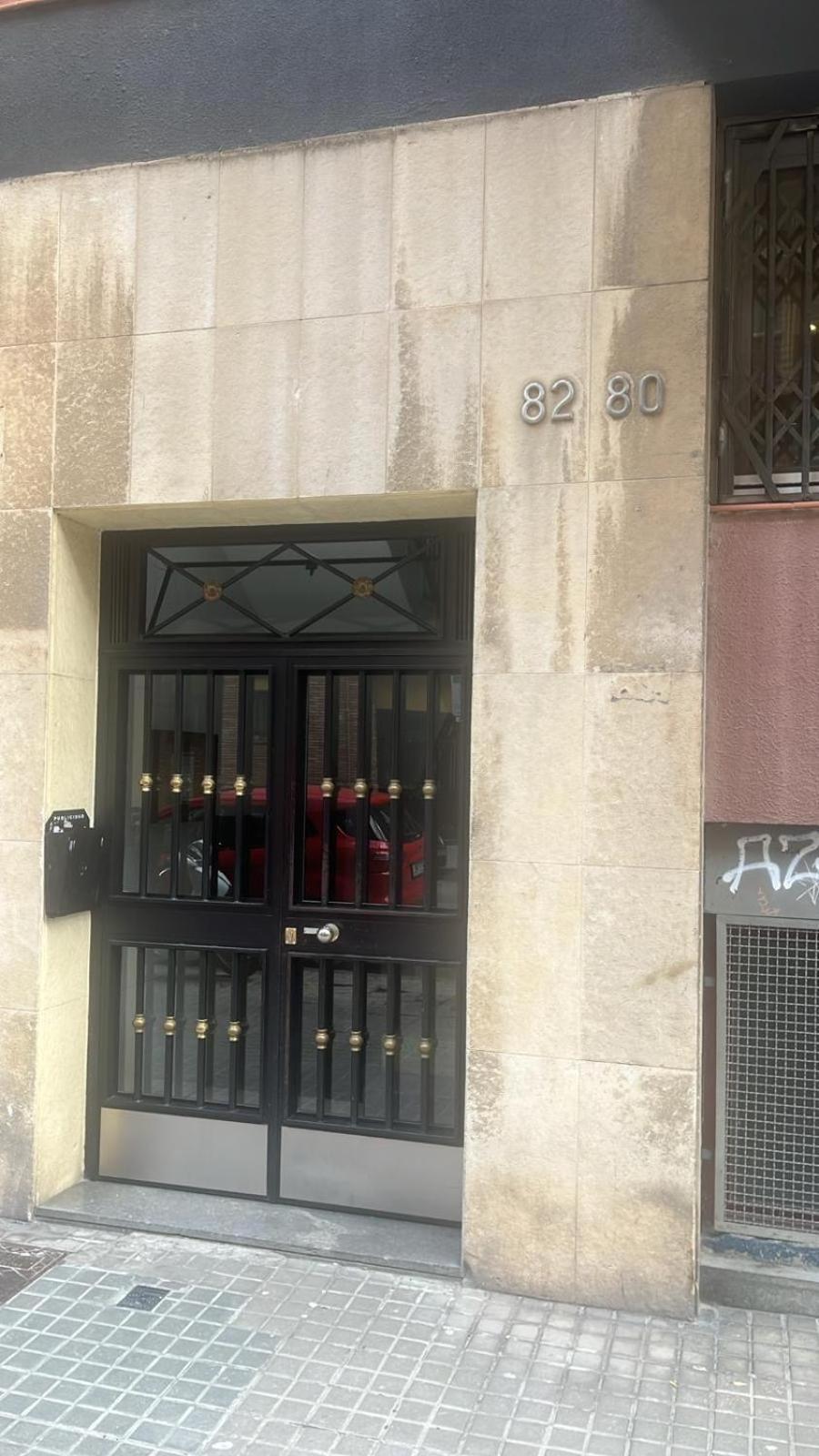 Apartamento Tranquilo Cerca De La Sagrada Familia Barcelona Exterior photo
